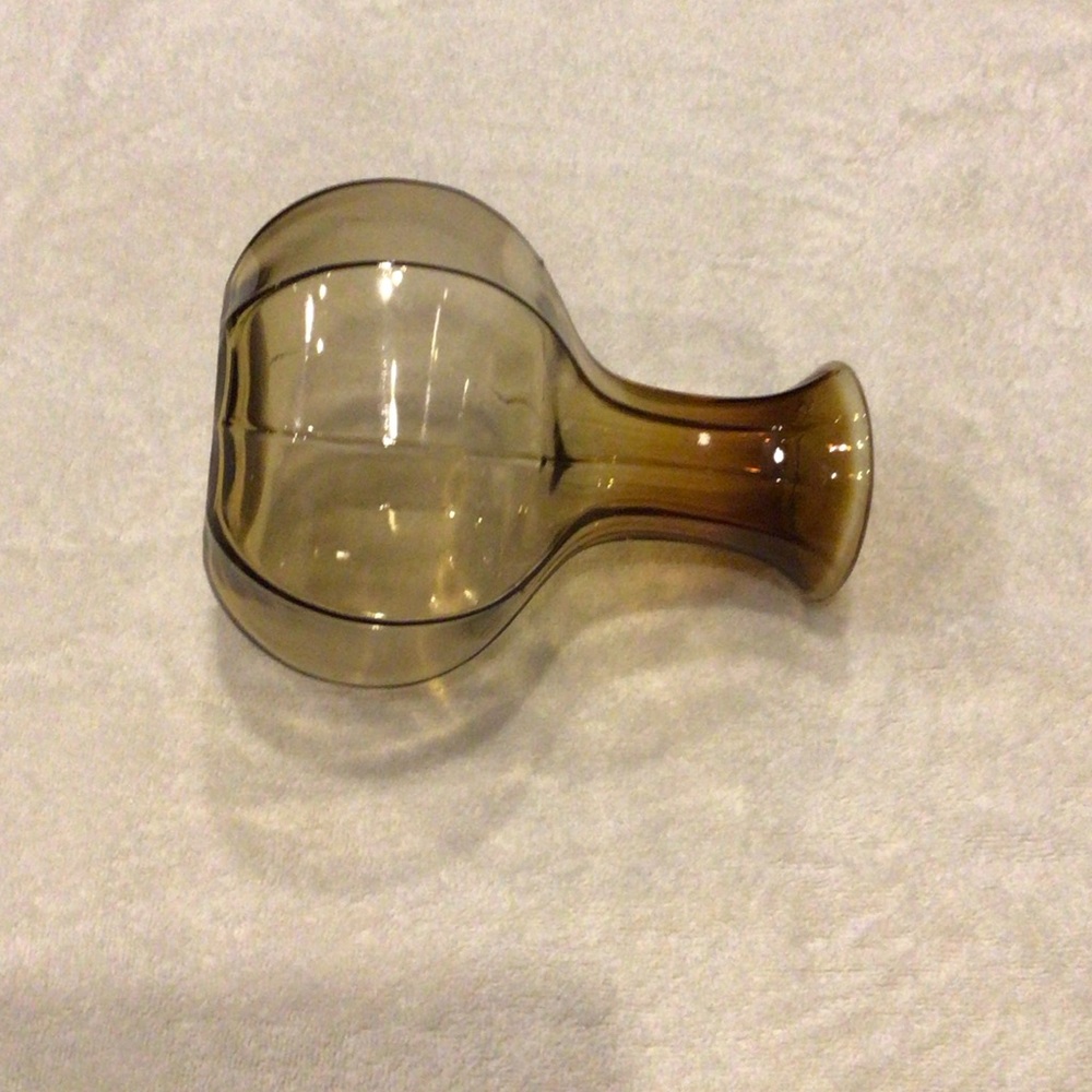Elegant Amber Glass Water Carafe - Picture 4 of 4